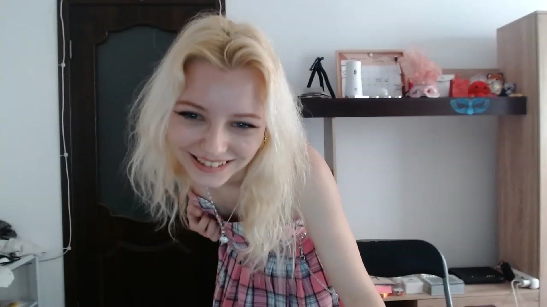 Gallery image thumbnail from MayaBash's myfreecams stream on, 03/15/2023, 13:19 image 6 of 20