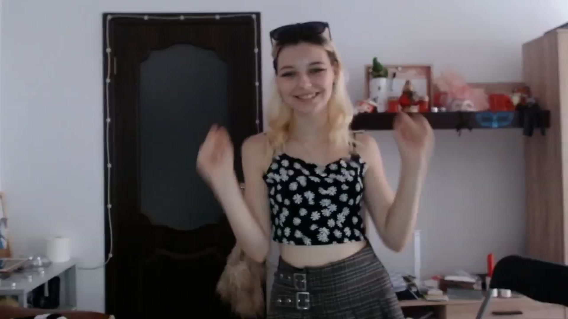 Gallery image thumbnail from MayaBash's myfreecams stream on, 08/25/2023, 14:28 image 1 of 20