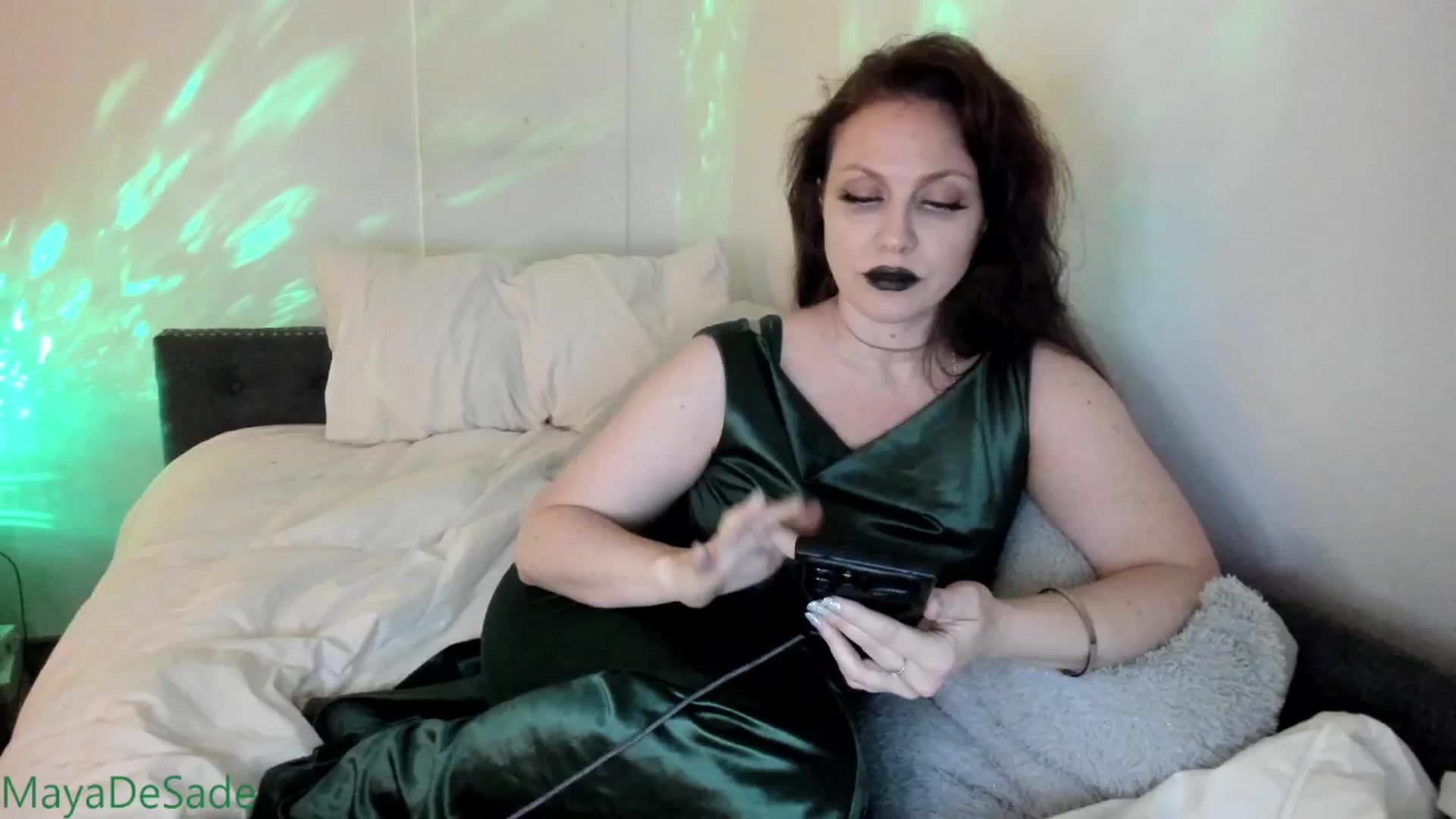 Gallery image thumbnail from MayaDeSade's myfreecams stream on, 01/01/2026, 13:40 image 4 of 20