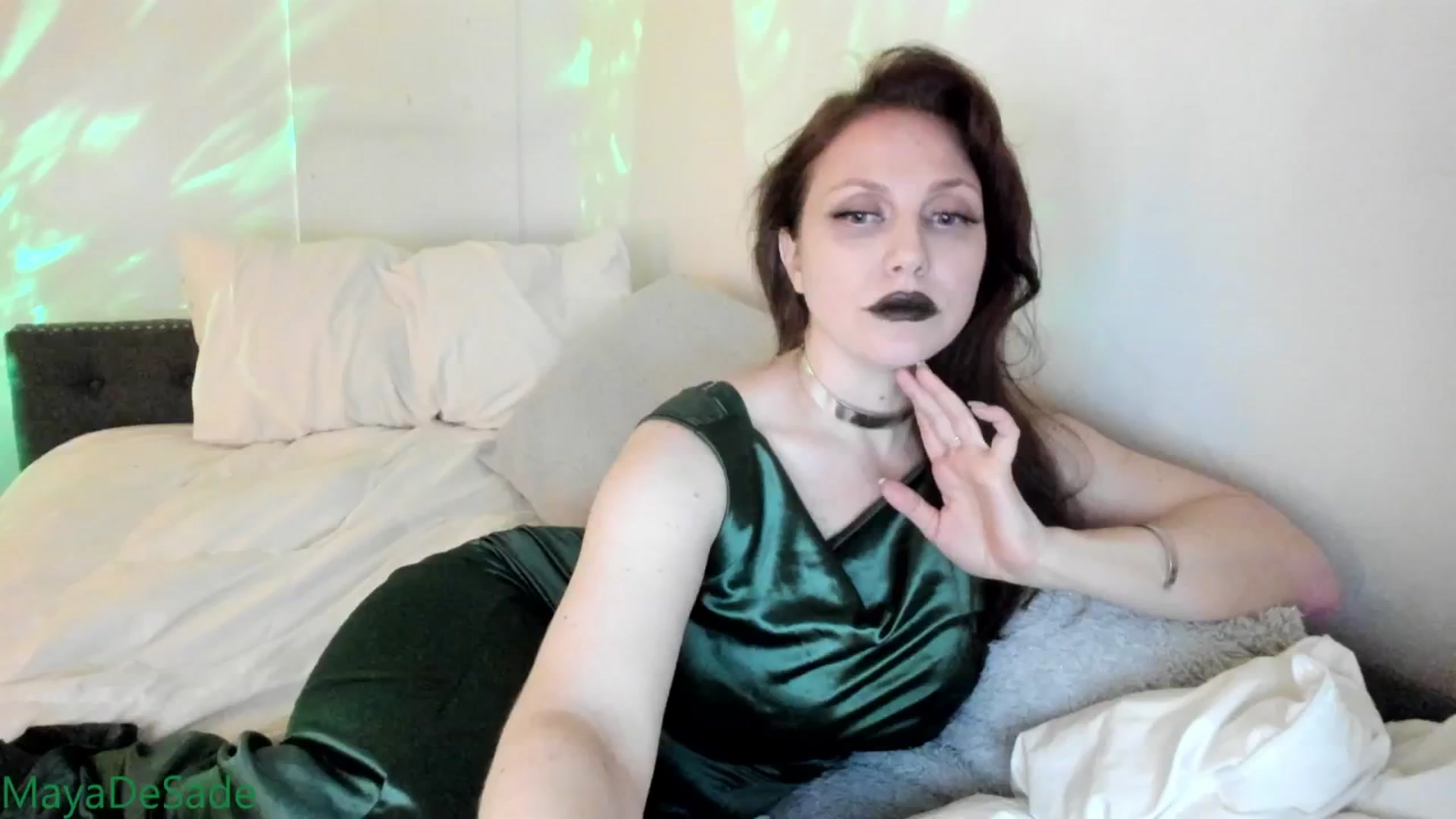 Gallery image thumbnail from MayaDeSade's myfreecams stream on, 01/01/2026, 13:40 image 14 of 20