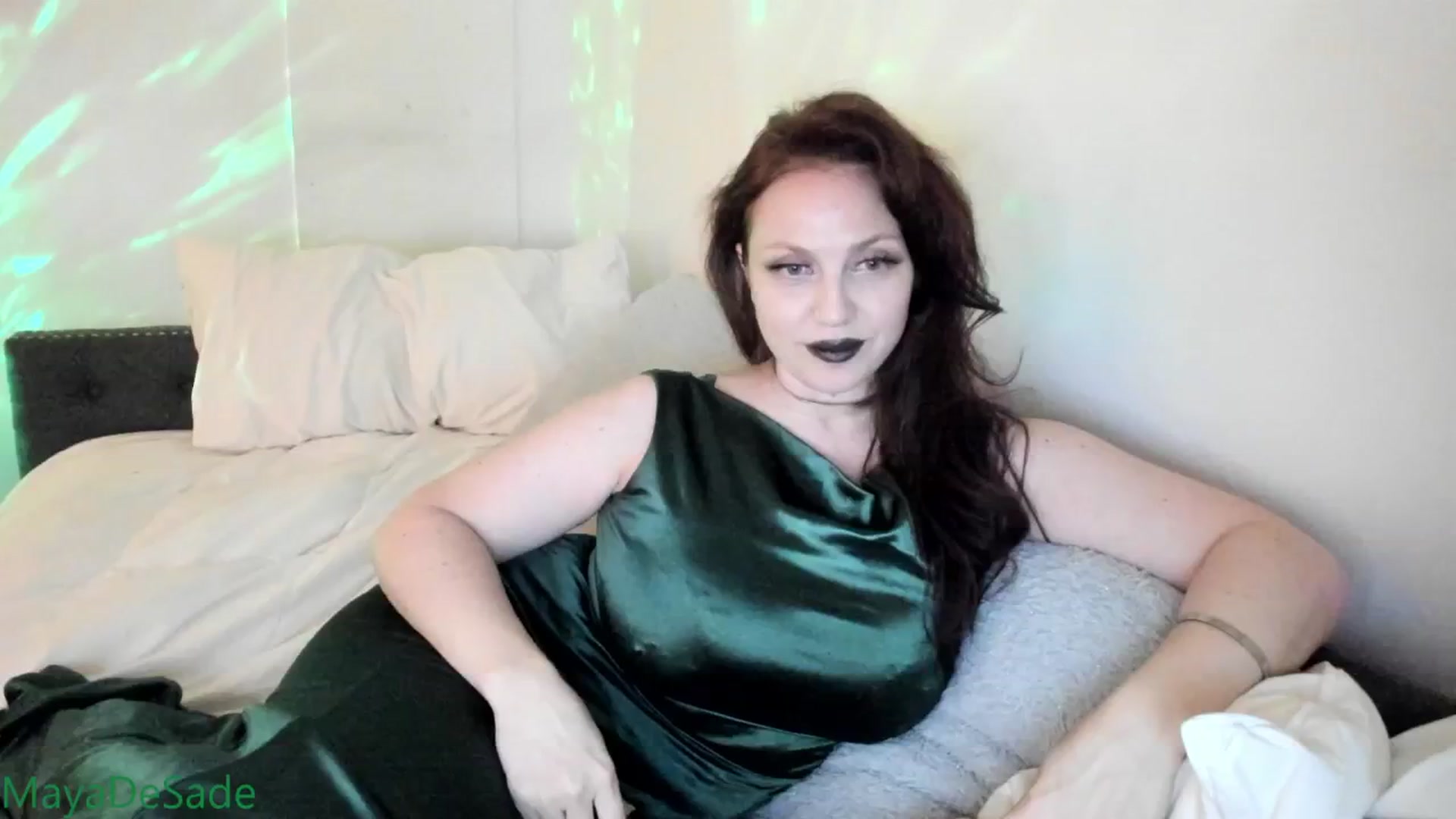 Gallery image thumbnail from MayaDeSade's myfreecams stream on, 01/01/2026, 13:40 image 18 of 20
