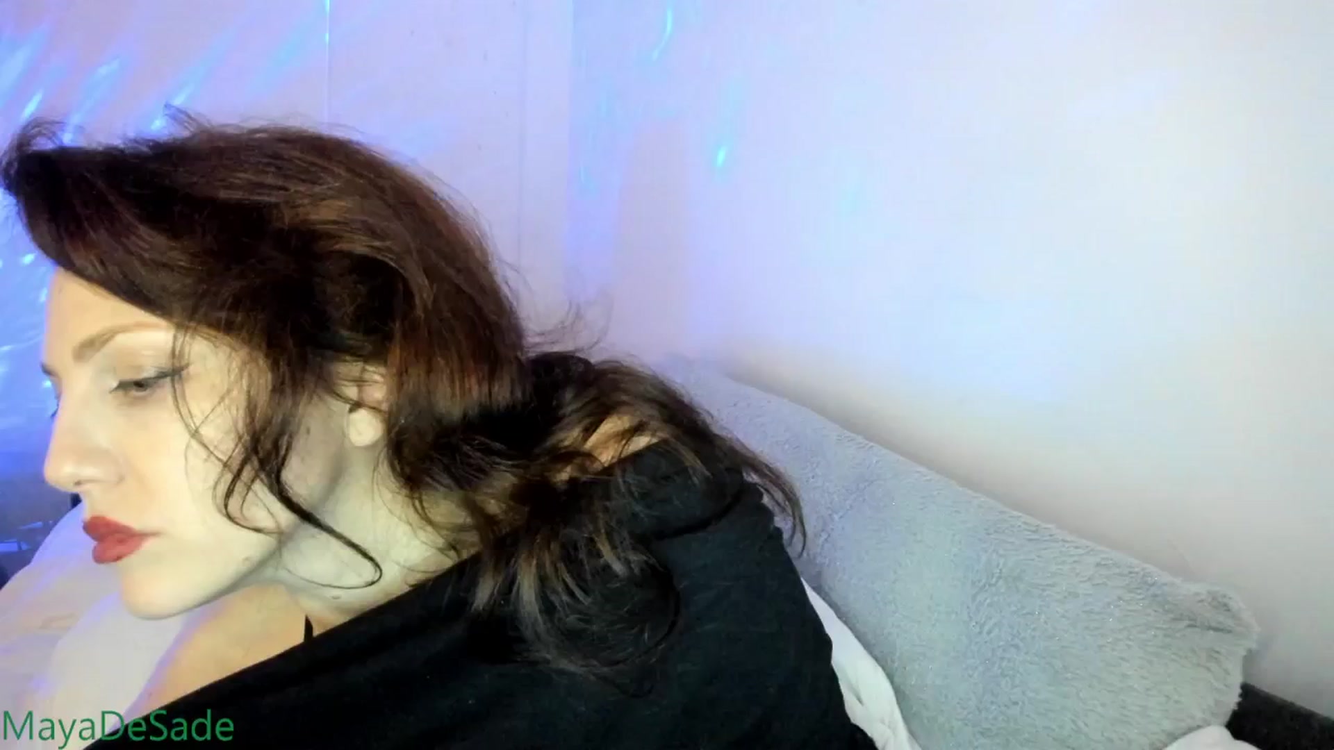 Gallery image thumbnail from MayaDeSade's myfreecams stream on, 01/15/2026, 12:15 image 8 of 20