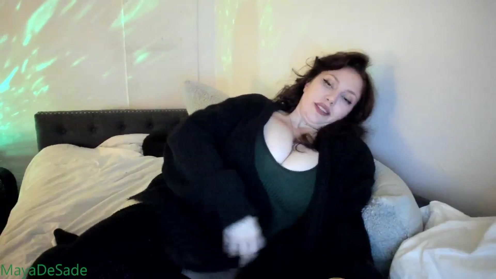 Gallery image thumbnail from MayaDeSade's myfreecams stream on, 01/18/2026, 13:48 image 6 of 20