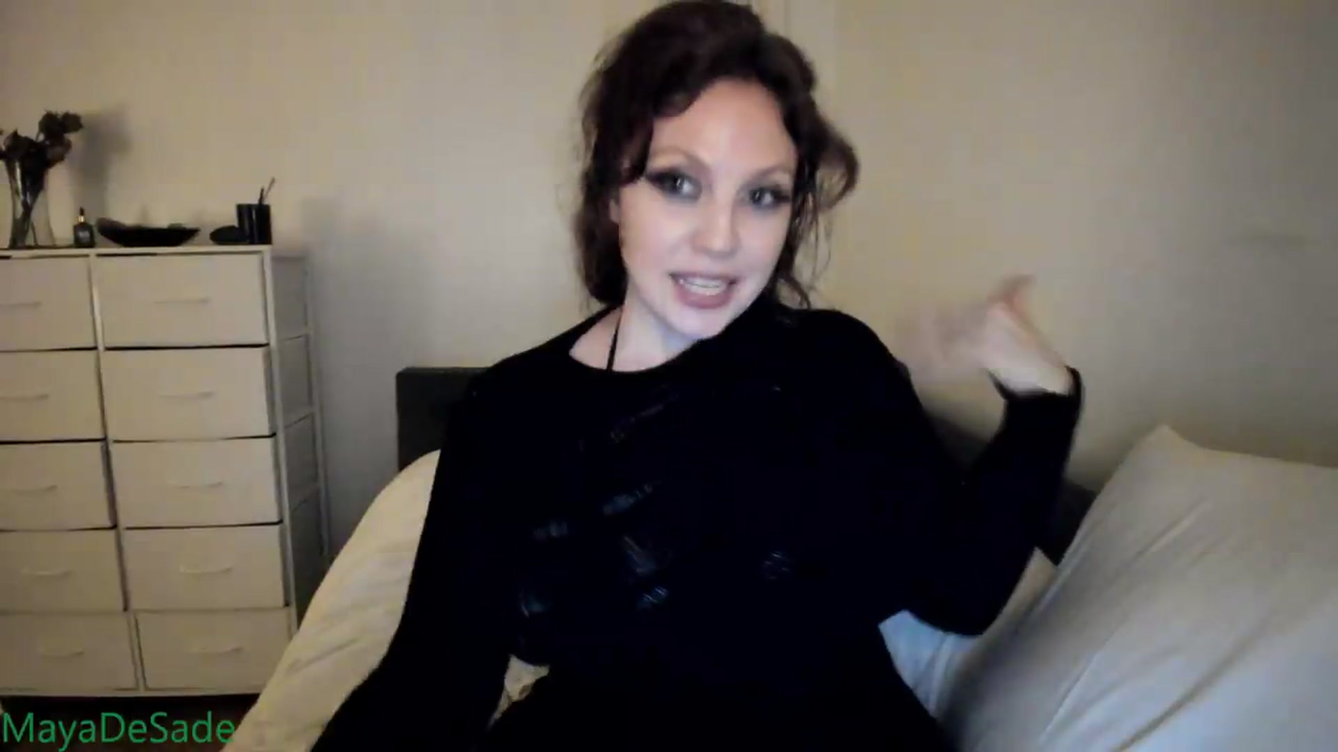 Gallery image thumbnail from MayaDeSade's myfreecams stream on, 09/01/2026, 09:36 image 19 of 20