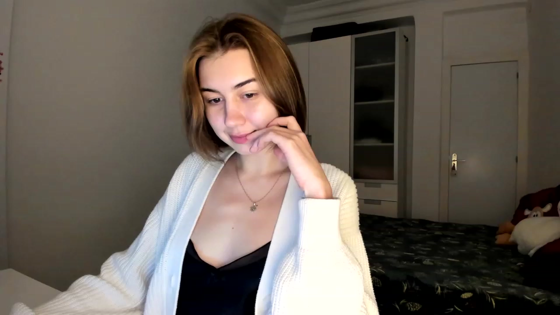 Gallery image thumbnail from MayaKisa's myfreecams stream on, 11/26/2023, 20:54 image 17 of 20