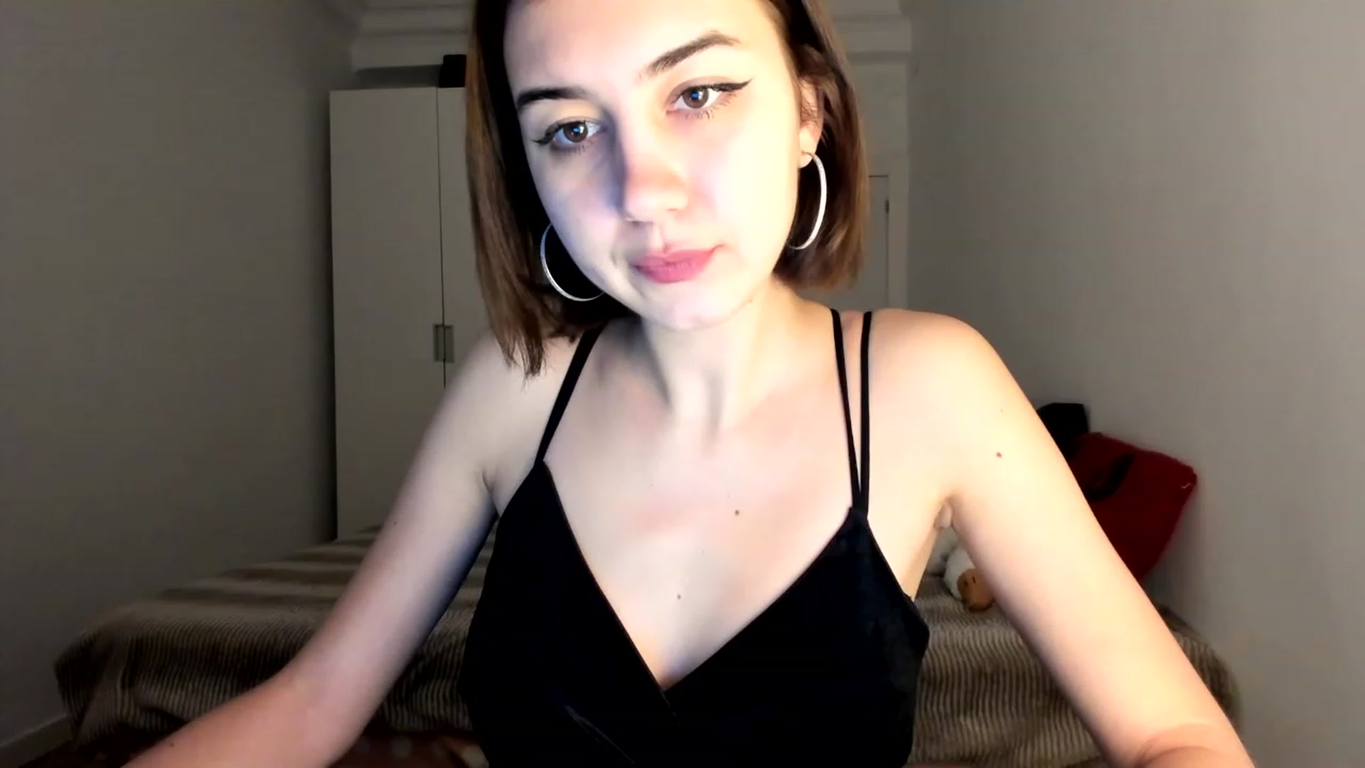 Gallery image thumbnail from MayaKisa's myfreecams stream on, 12/07/2023, 19:43 image 1 of 20
