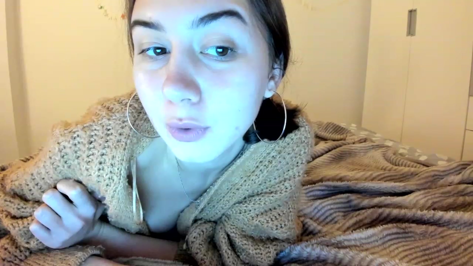 Gallery image thumbnail from MayaKisa's myfreecams stream on, 12/28/2023, 19:47 image 5 of 20