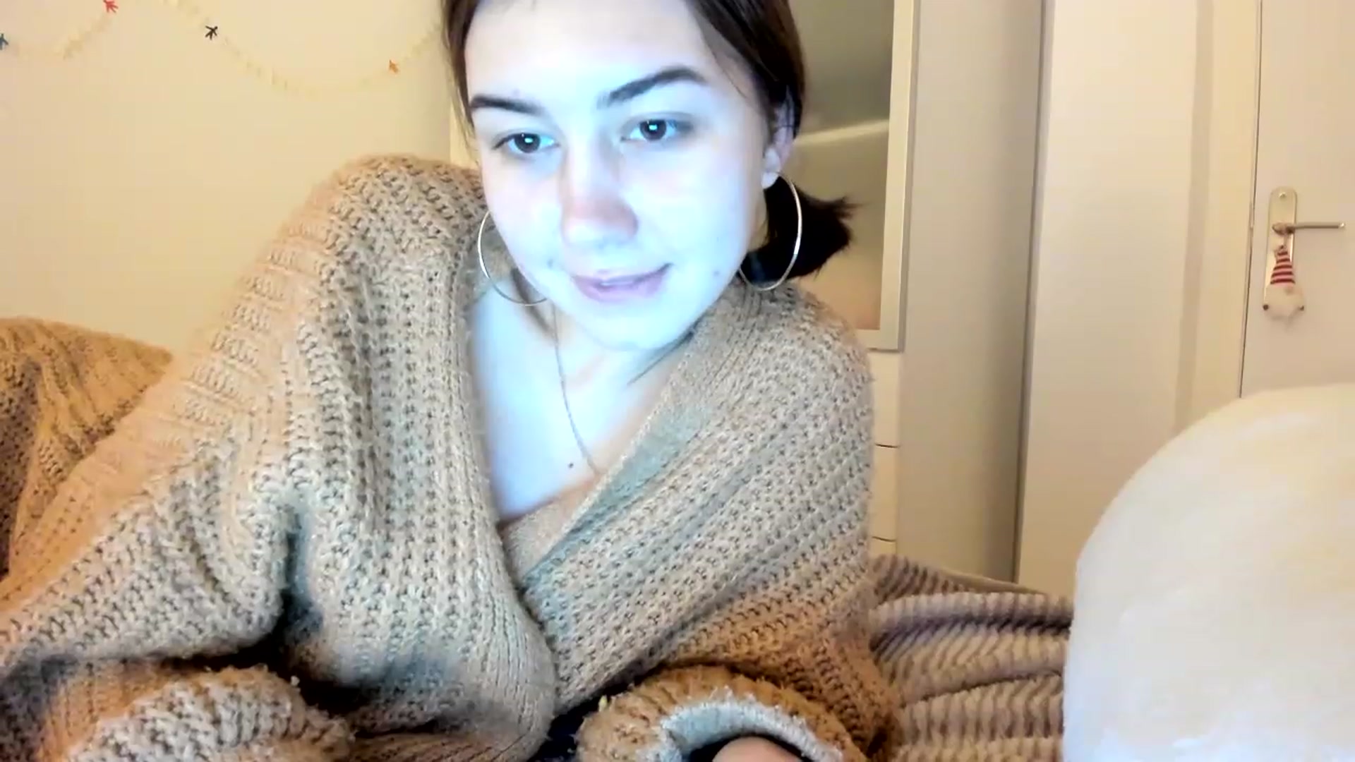 Gallery image thumbnail from MayaKisa's myfreecams stream on, 12/28/2023, 19:47 image 11 of 20