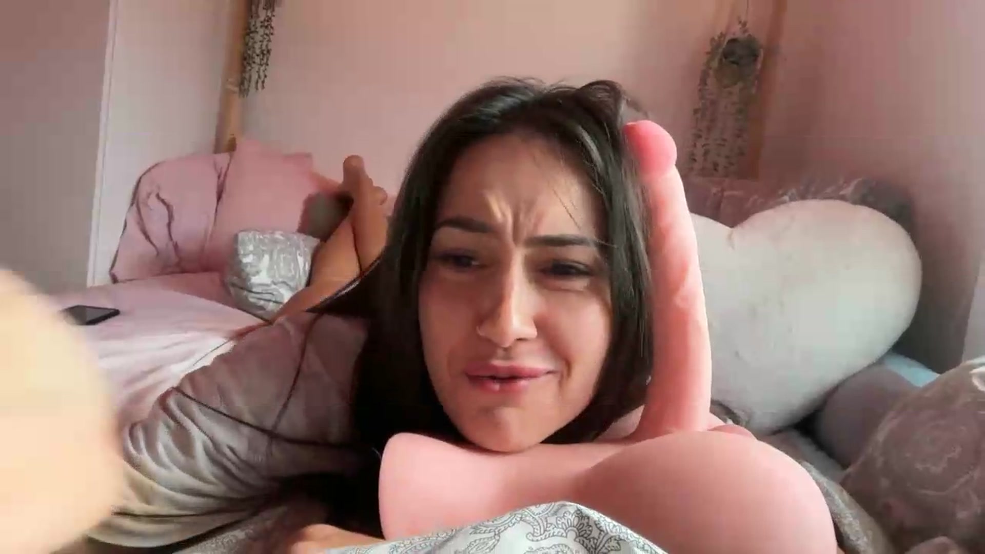 Gallery image thumbnail from MayaMayBee's myfreecams stream on, 06/22/2026, 10:44 image 2 of 20