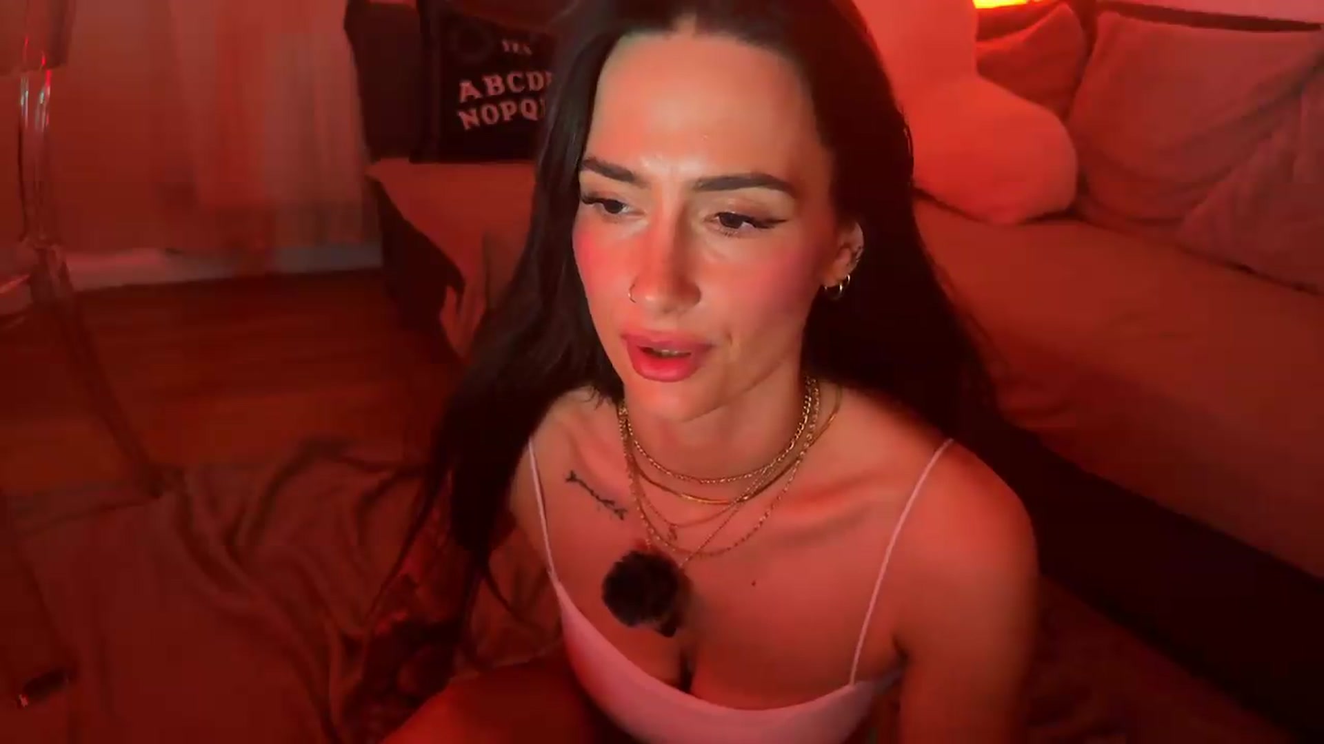 Gallery image thumbnail from MayaMayBee's myfreecams stream on, 06/23/2026, 23:28 image 19 of 20