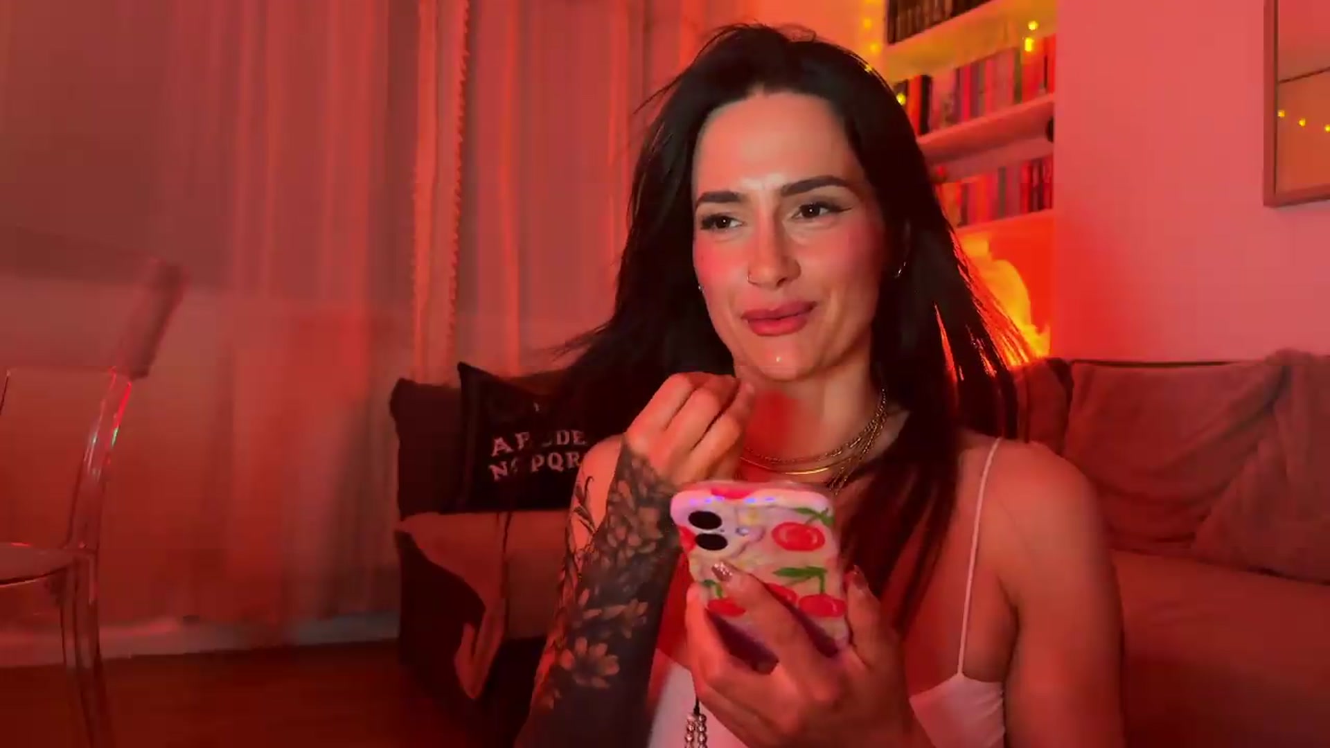 Gallery image thumbnail from MayaMayBee's myfreecams stream on, 06/23/2026, 23:28 image 17 of 20