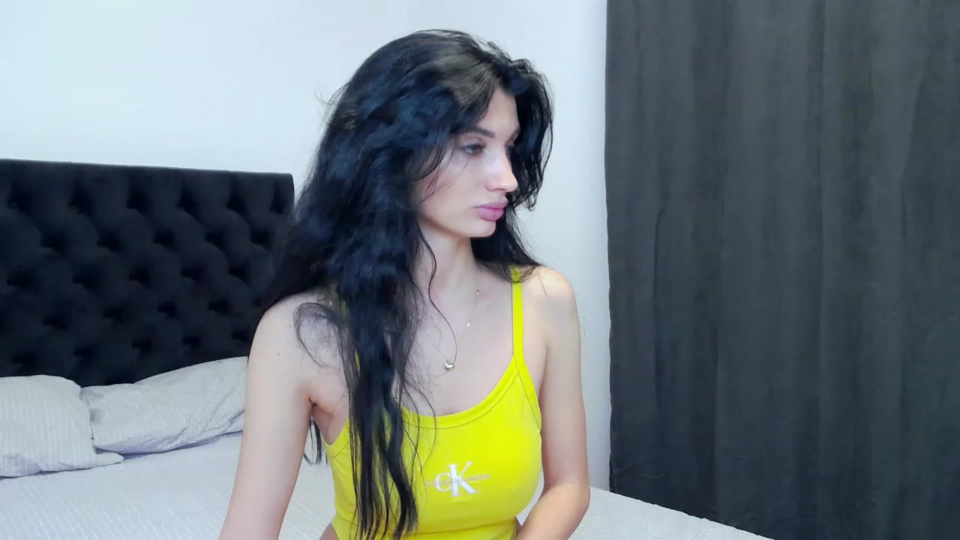 Gallery image thumbnail from MayaSin3's myfreecams stream on, 01/10/2023, 24:01 image 6 of 20