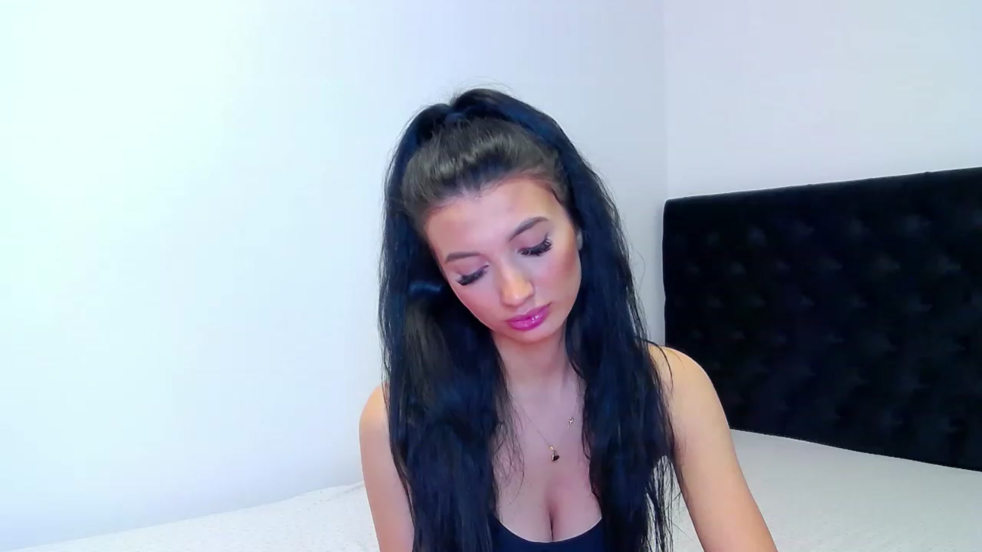 Gallery image thumbnail from MayaSin3's myfreecams stream on, 02/20/2023, 02:44 image 9 of 20