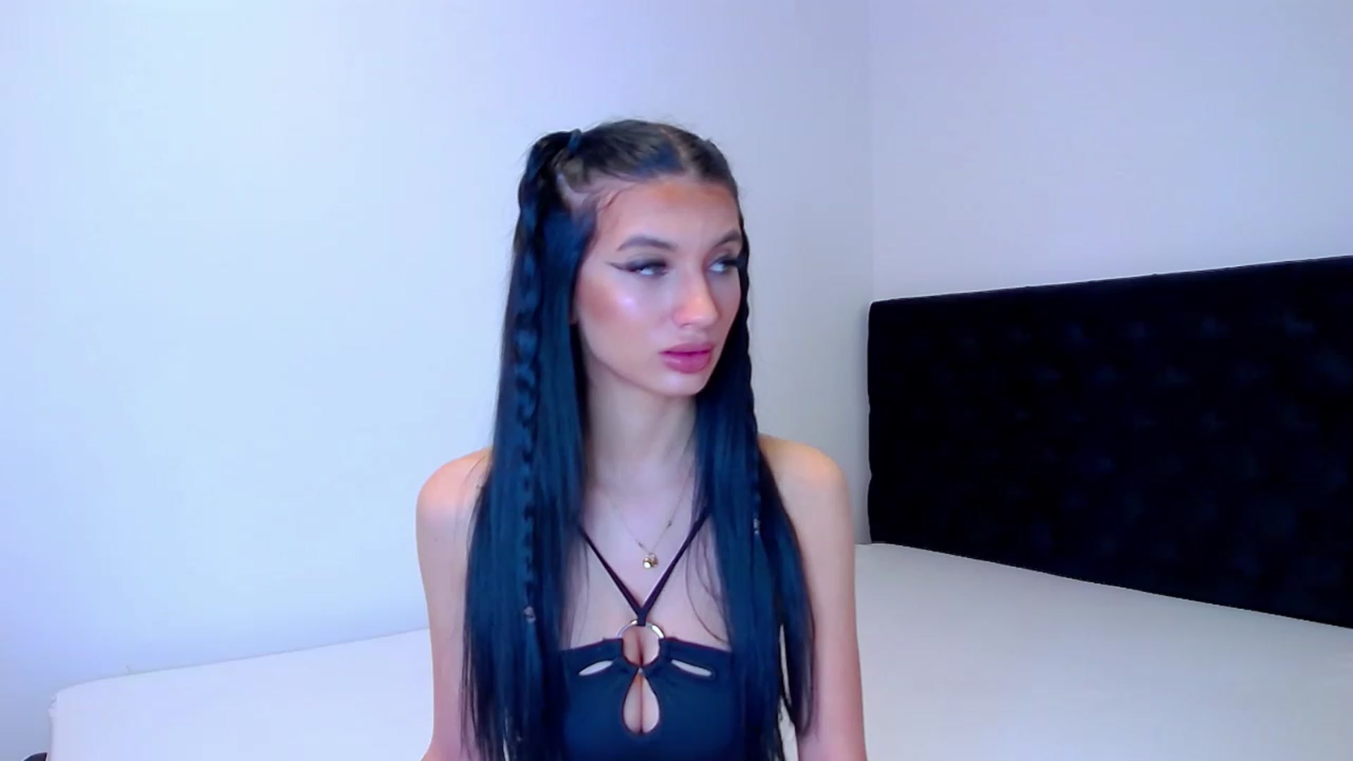Gallery image thumbnail from MayaSin3's myfreecams stream on, 02/20/2023, 21:08 image 7 of 20