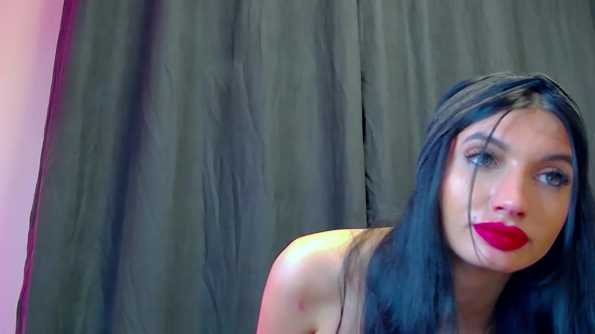 Gallery image thumbnail from MayaSin3's myfreecams stream on, 03/09/2023, 24:38 image 15 of 20