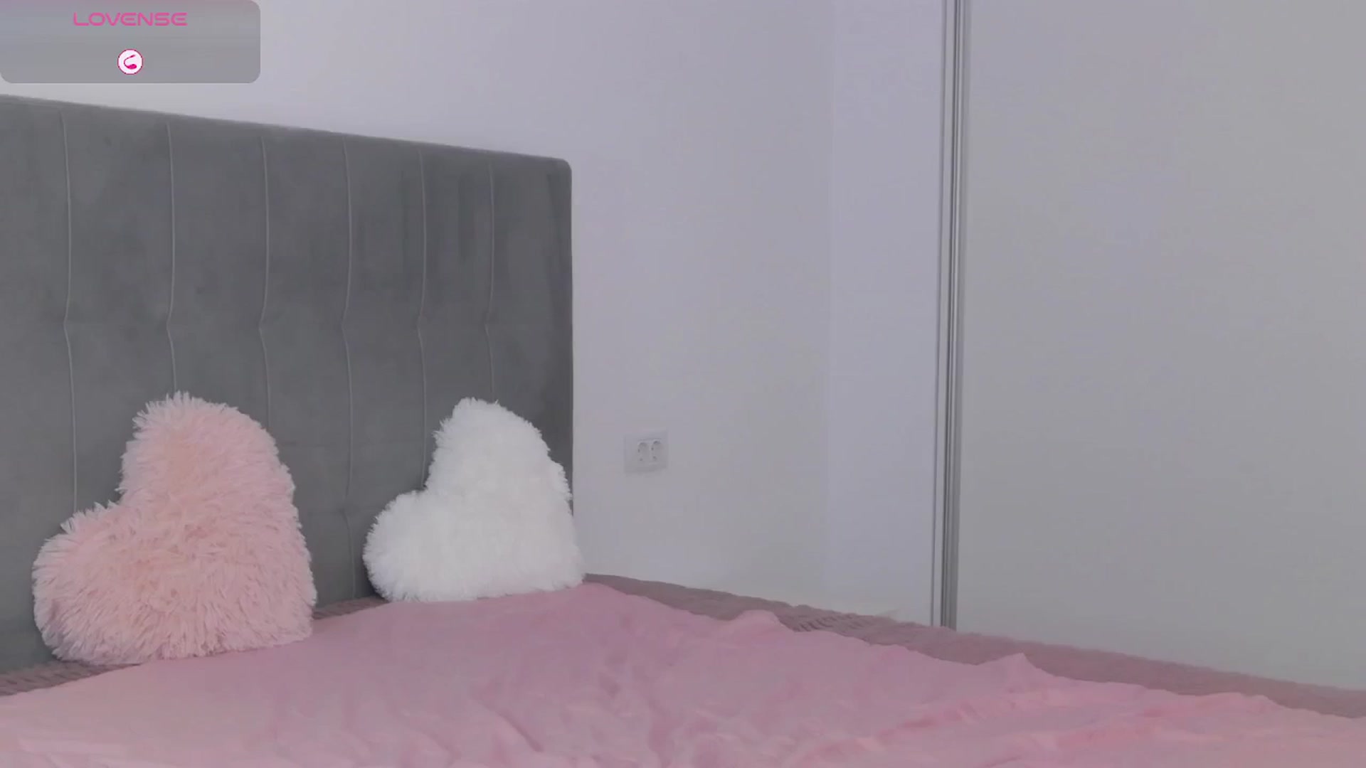 Gallery image thumbnail from MayaSin3's myfreecams stream on, 09/22/2024, 22:08 image 11 of 20
