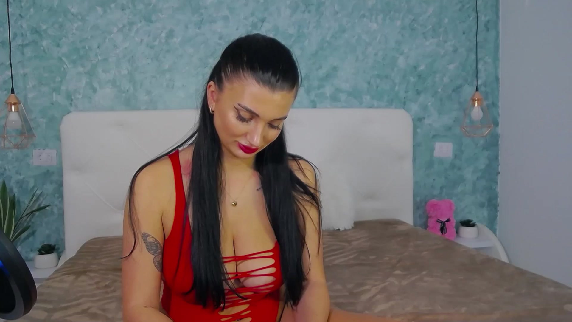 Gallery image thumbnail from MayaSin3's myfreecams stream on, 12/26/2024, 03:59 image 18 of 20