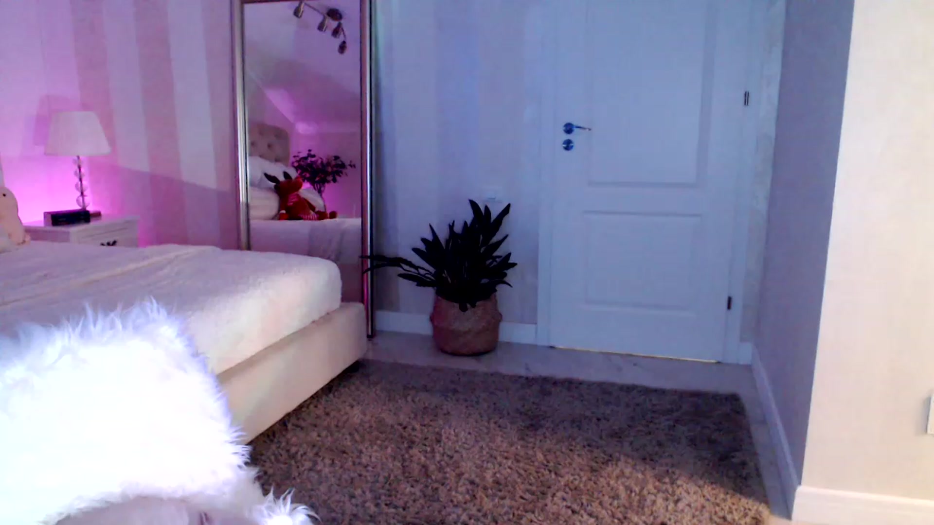 Gallery image thumbnail from Maya_Di's myfreecams stream on, 12/03/2022, 24:36 image 1 of 20
