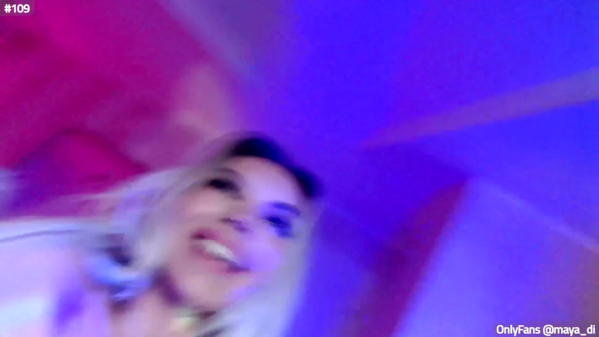 Gallery image thumbnail from Maya_Di's myfreecams stream on, 12/03/2022, 23:11 image 19 of 20