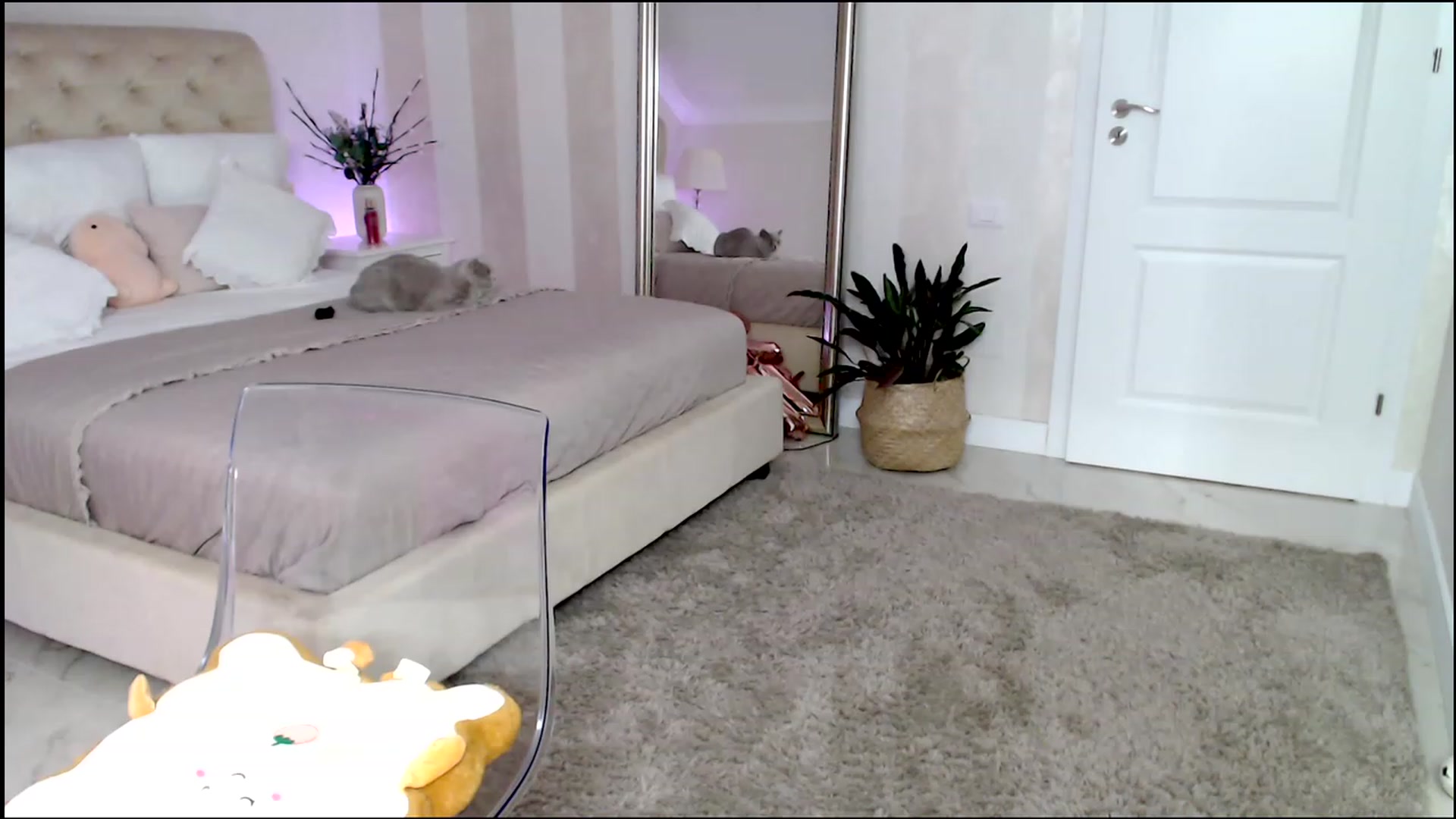 Gallery image thumbnail from Maya_Di's myfreecams stream on, 01/22/2023, 23:31 image 6 of 20