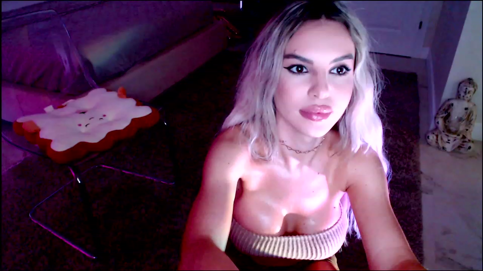 Gallery image thumbnail from Maya_Di's myfreecams stream on, 01/27/2023, 24:07 image 6 of 20