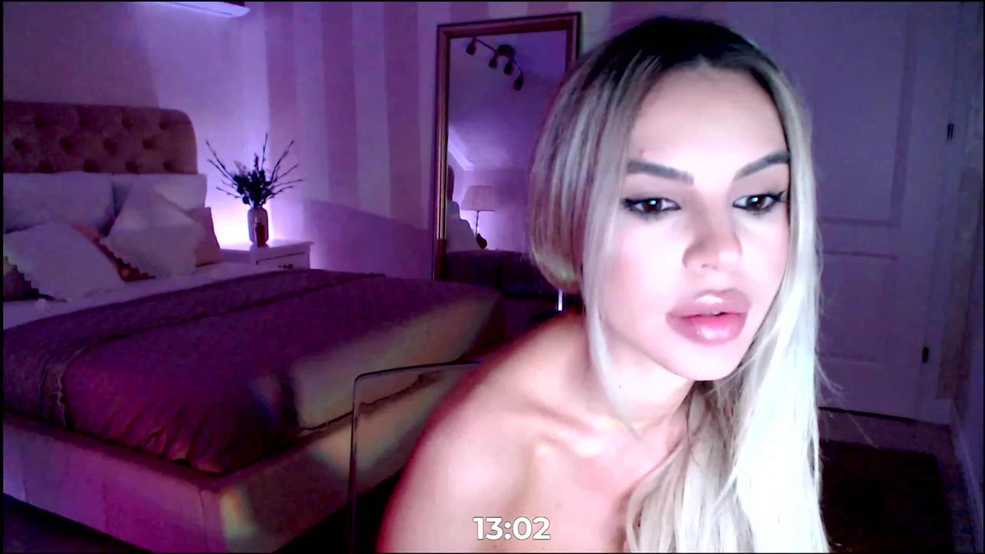 Gallery image thumbnail from Maya_Di's myfreecams stream on, 01/31/2023, 24:35 image 13 of 20