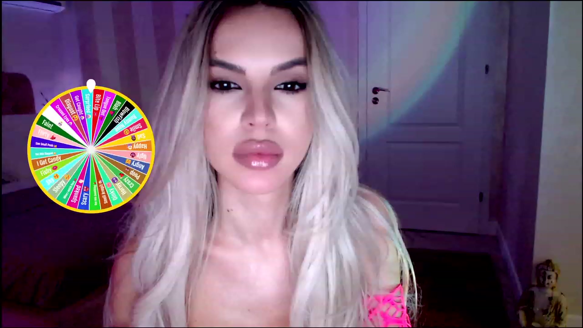 Gallery image thumbnail from Maya_Di's myfreecams stream on, 02/01/2023, 24:54 image 10 of 20