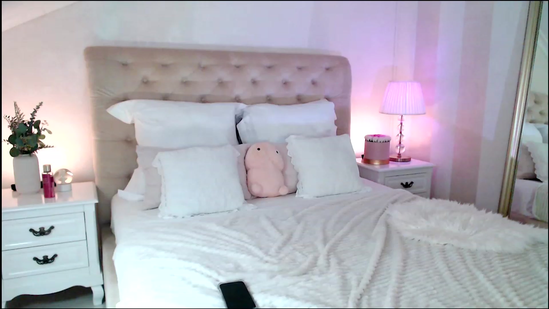Gallery image thumbnail from Maya_Di's myfreecams stream on, 02/12/2023, 24:03 image 7 of 20
