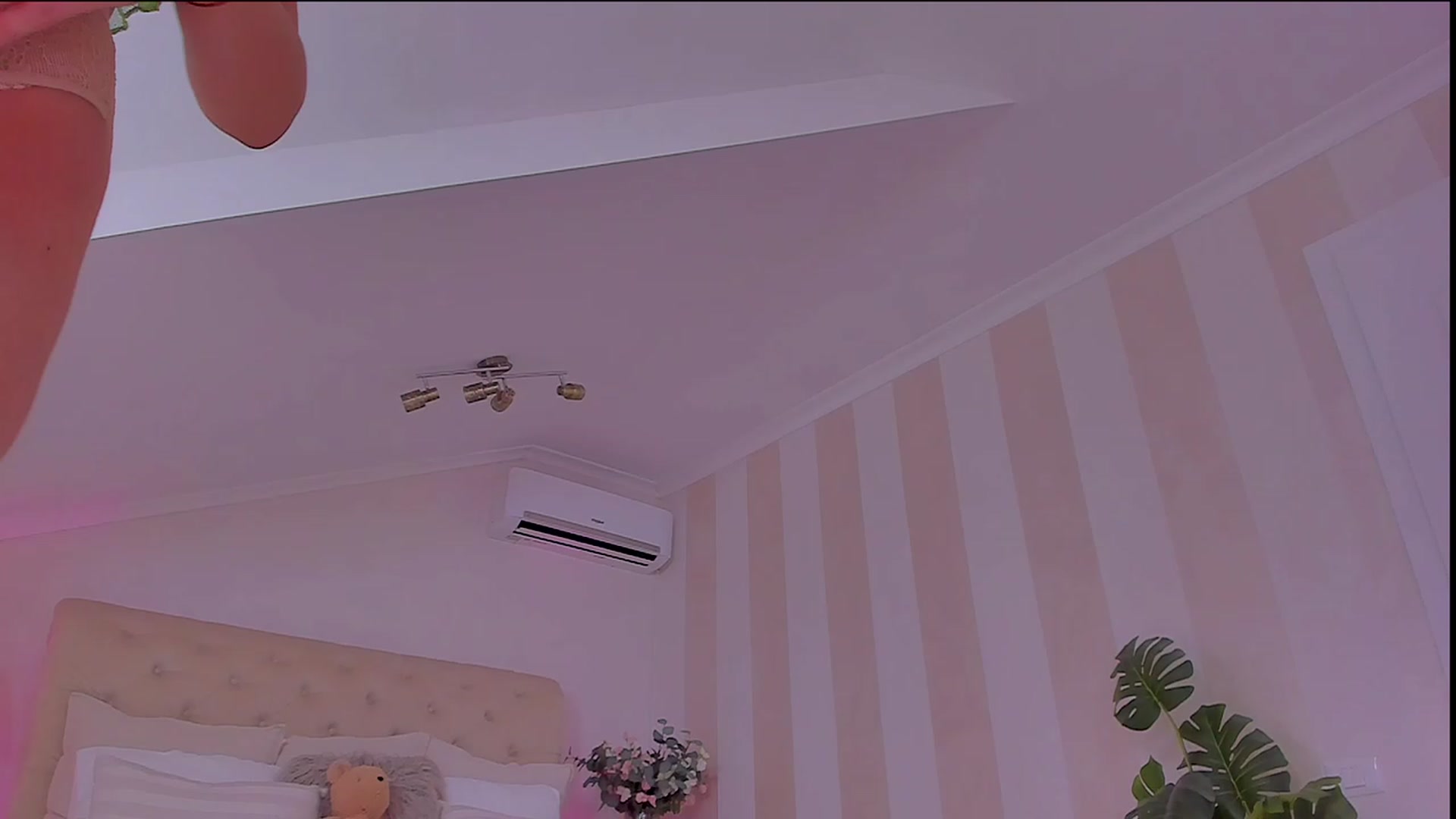 Gallery image thumbnail from Maya_Di's myfreecams stream on, 06/28/2023, 22:00 image 18 of 20