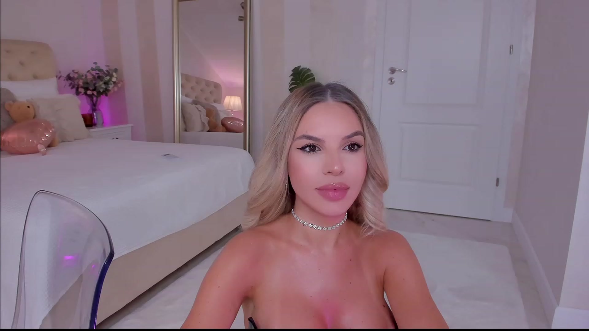 Gallery image thumbnail from Maya_Di's myfreecams stream on, 09/09/2023, 21:02 image 20 of 20