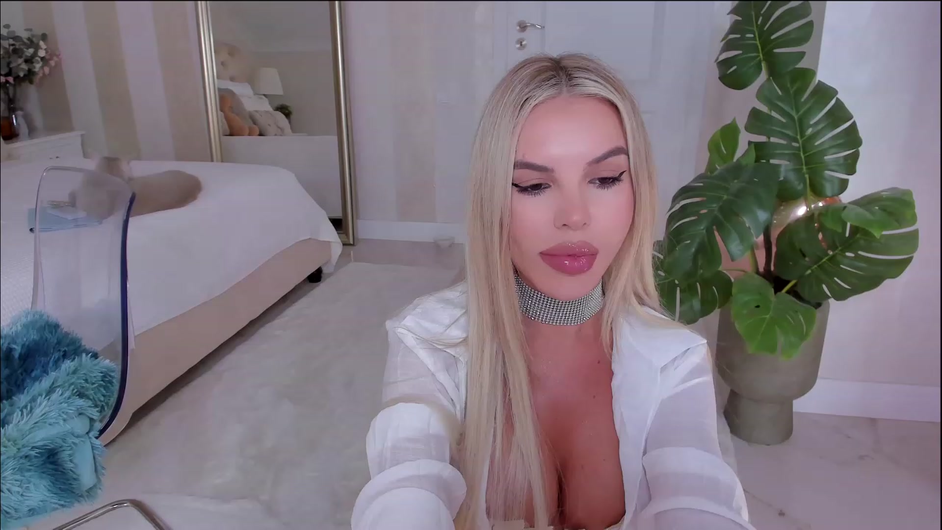 Gallery image thumbnail from Maya_Di's myfreecams stream on, 09/22/2023, 20:50 image 14 of 20
