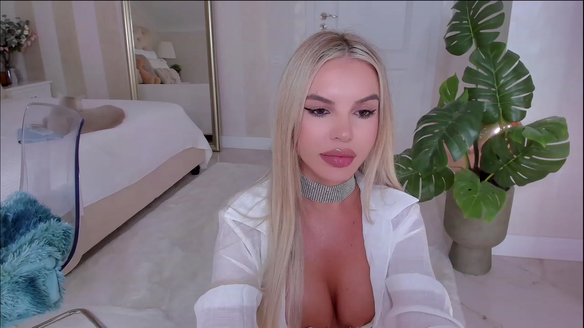 Gallery image thumbnail from Maya_Di's myfreecams stream on, 09/22/2023, 20:50 image 13 of 20
