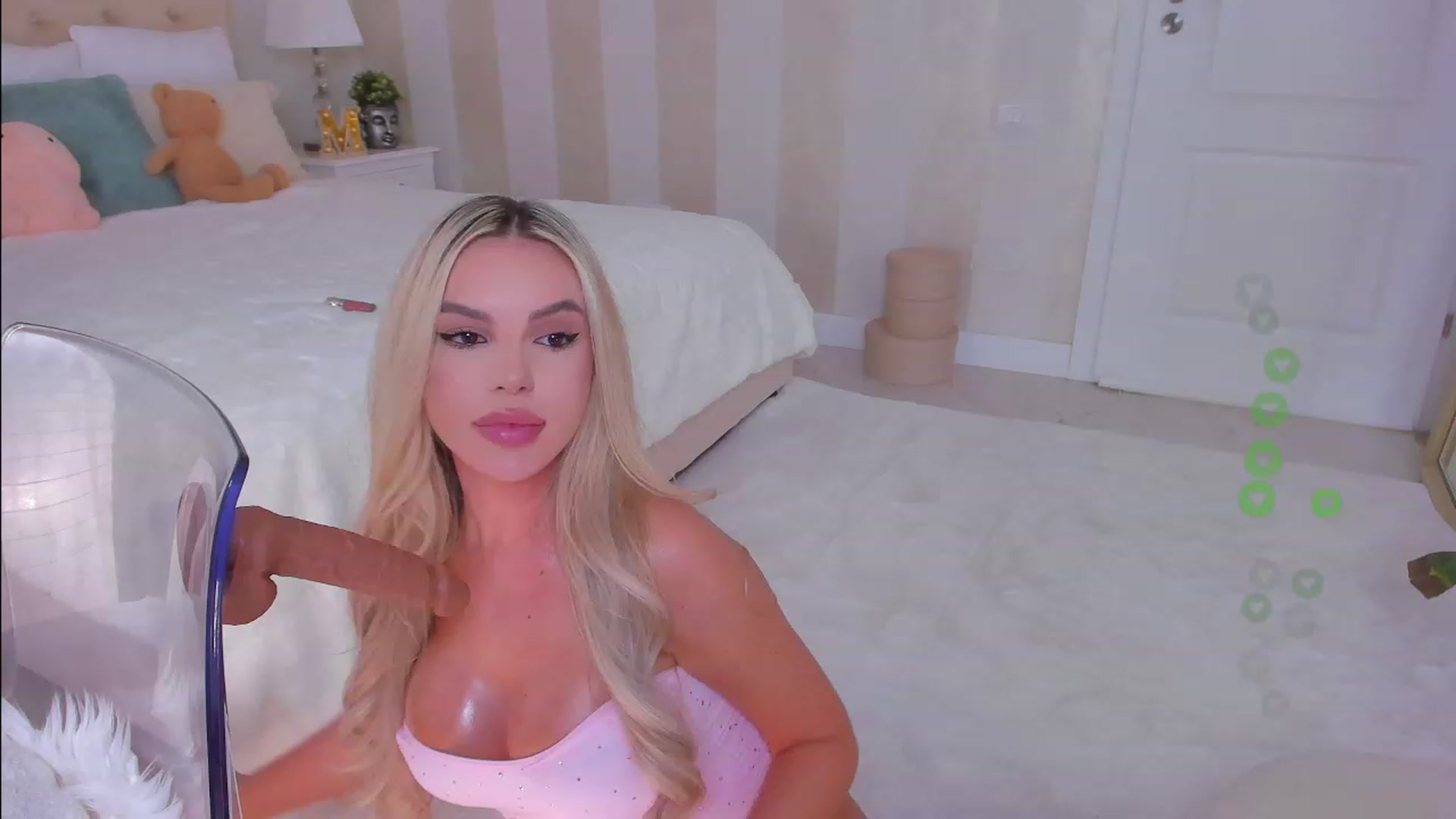 Gallery image thumbnail from Maya_Di's myfreecams stream on, 01/13/2024, 23:06 image 6 of 20