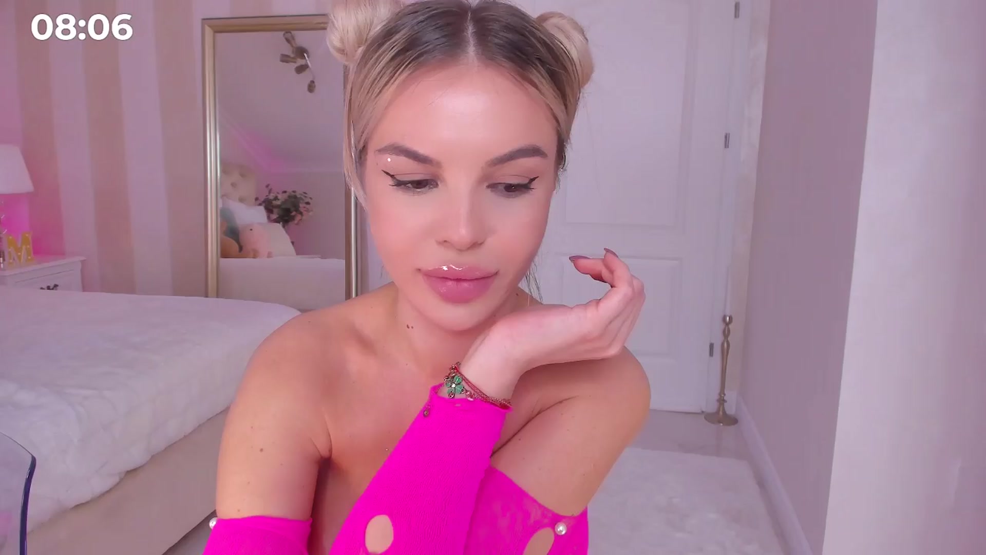 Gallery image thumbnail from Maya_Di's myfreecams stream on, 03/24/2024, 03:08 image 17 of 20