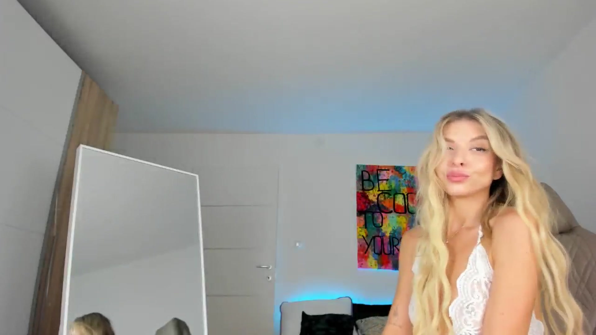 Gallery image thumbnail from Maya_Goddess's myfreecams stream on, 10/07/2024, 24:34 image 20 of 20