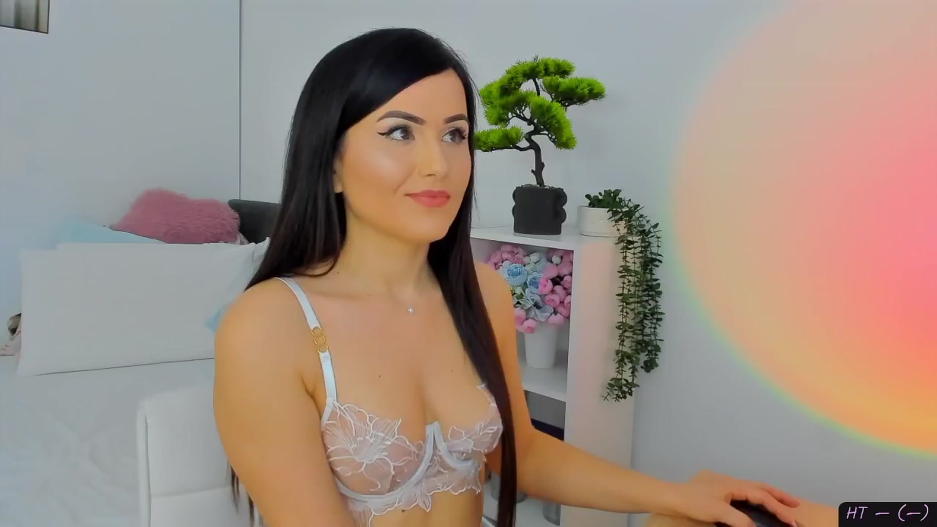 Gallery image thumbnail from Mayaaa's myfreecams stream on, 03/05/2025, 15:16 image 12 of 20
