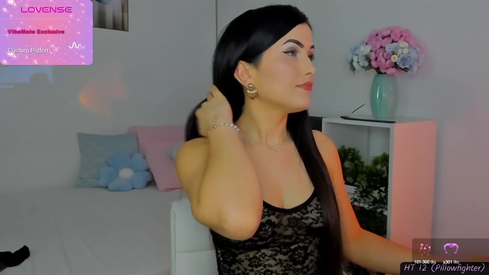 Gallery image thumbnail from Mayaaa's myfreecams stream on, 03/26/2025, 15:41 image 14 of 20