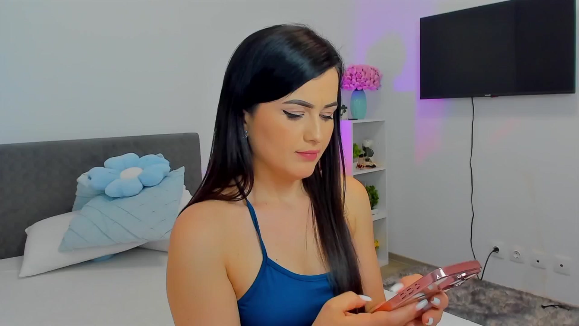 Gallery image thumbnail from Mayaaa's myfreecams stream on, 04/27/2025, 19:21 image 2 of 20