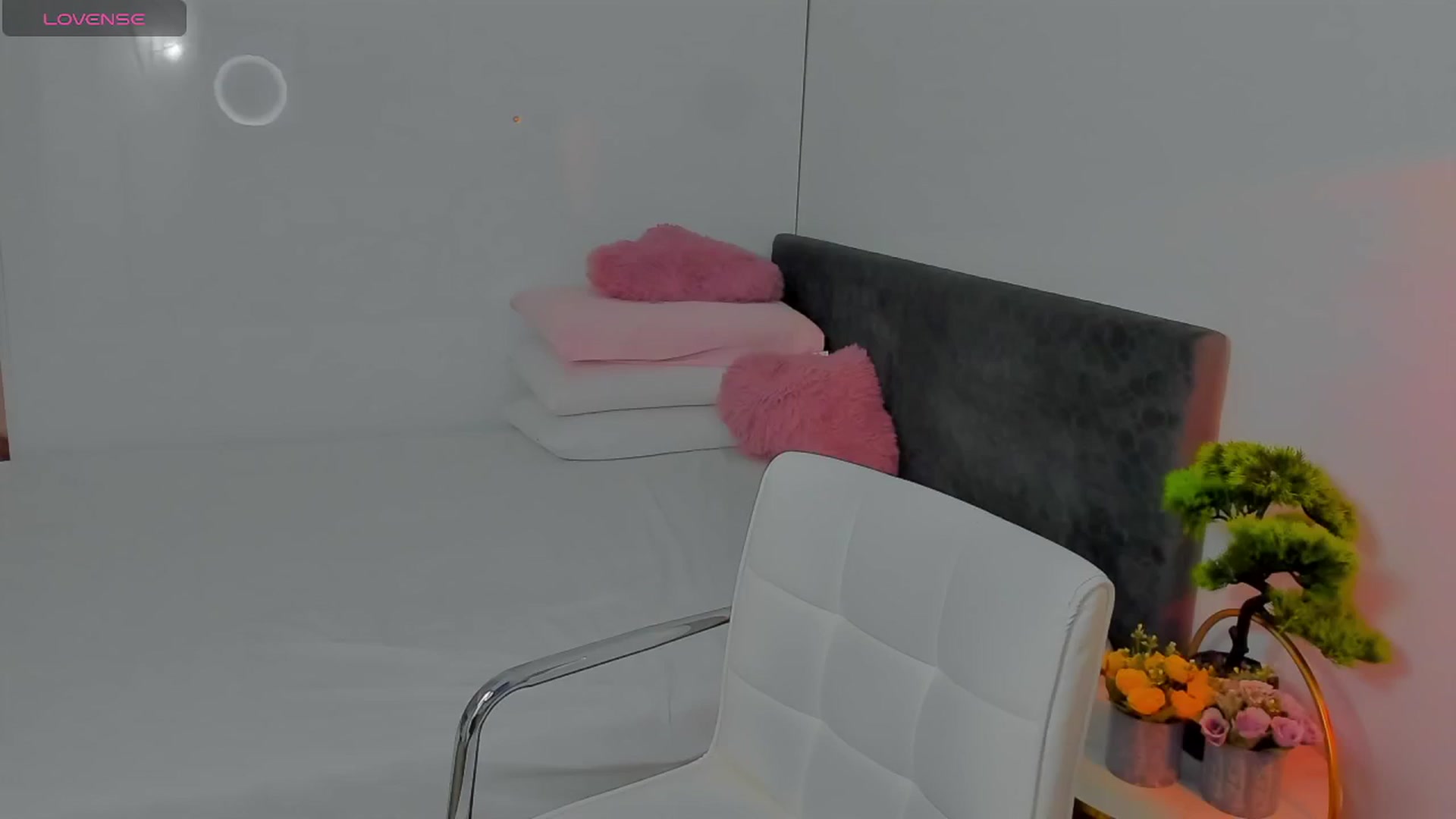 Gallery image thumbnail from Mayaaa's myfreecams stream on, 05/24/2025, 16:21 image 3 of 20