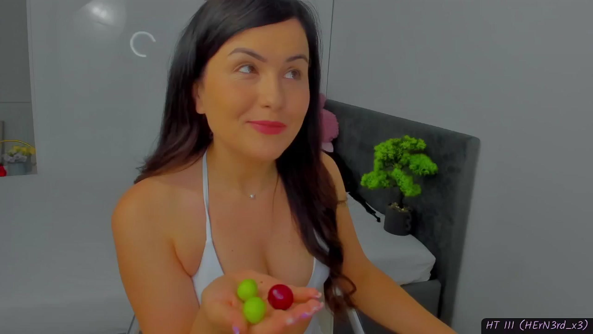 Gallery image thumbnail from Mayaaa's myfreecams stream on, 06/12/2025, 05:57 image 6 of 20