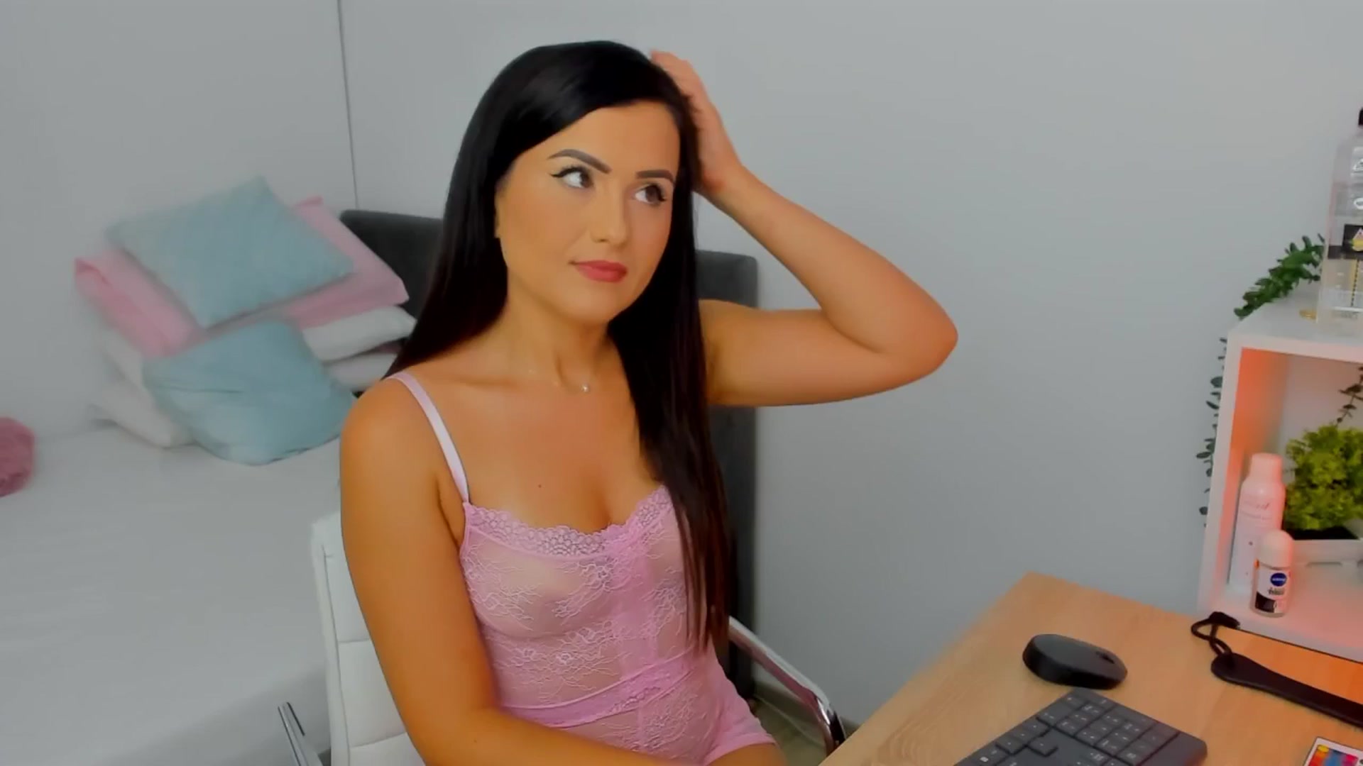Gallery image thumbnail from Mayaaa's myfreecams stream on, 08/11/2025, 13:38 image 19 of 20