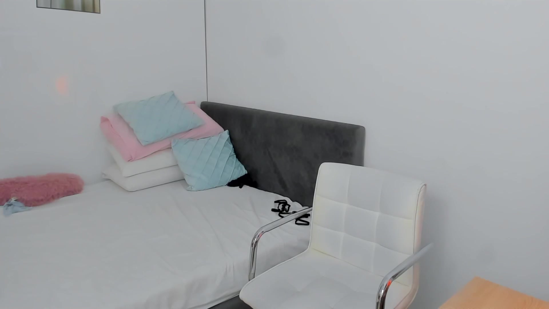 Gallery image thumbnail from Mayaaa's myfreecams stream on, 08/13/2025, 18:16 image 15 of 20