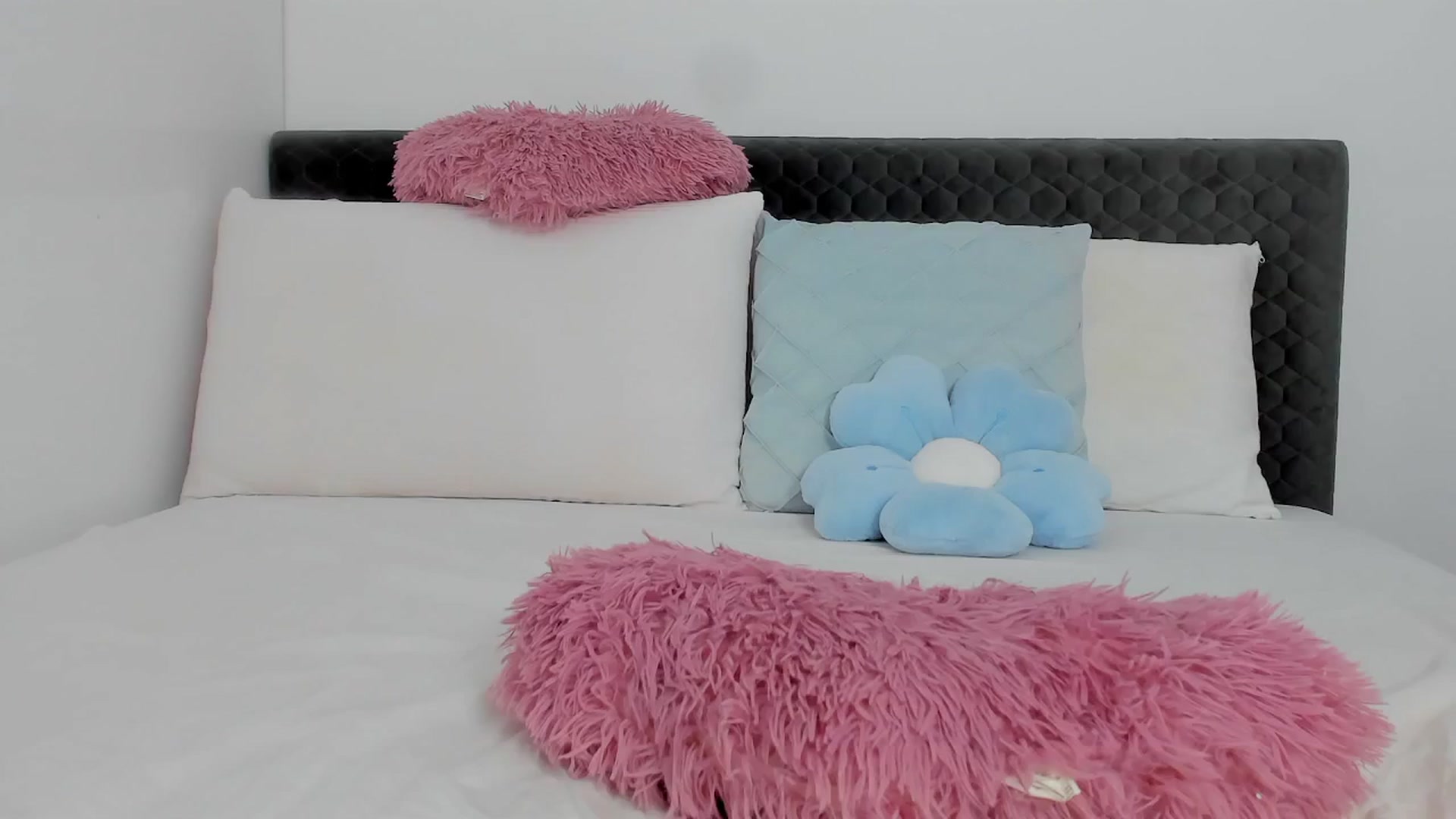 Gallery image thumbnail from Mayaaa's myfreecams stream on, 09/07/2025, 15:08 image 19 of 20
