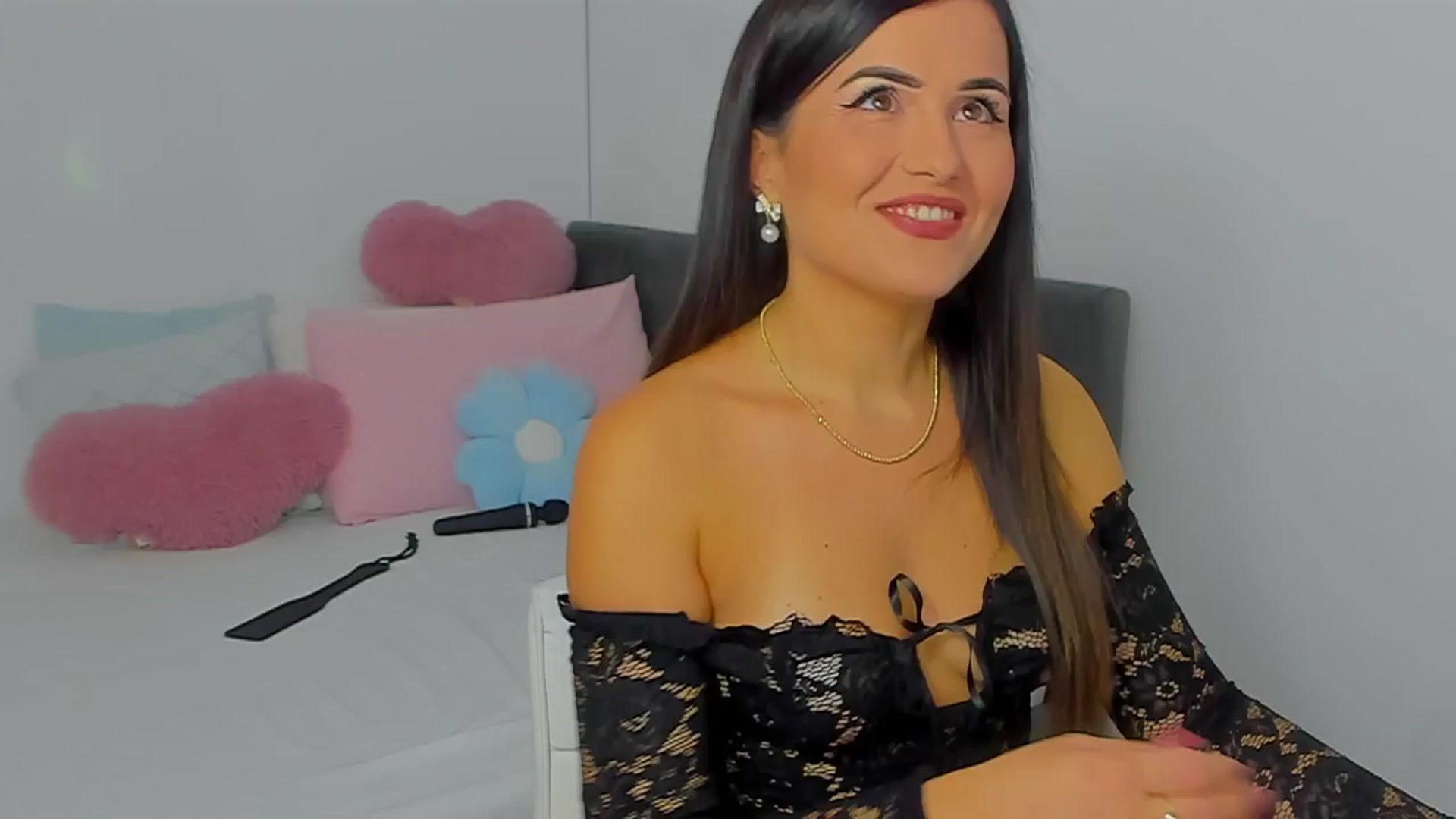Gallery image thumbnail from Mayaaa's myfreecams stream on, 10/01/2025, 14:12 image 17 of 20