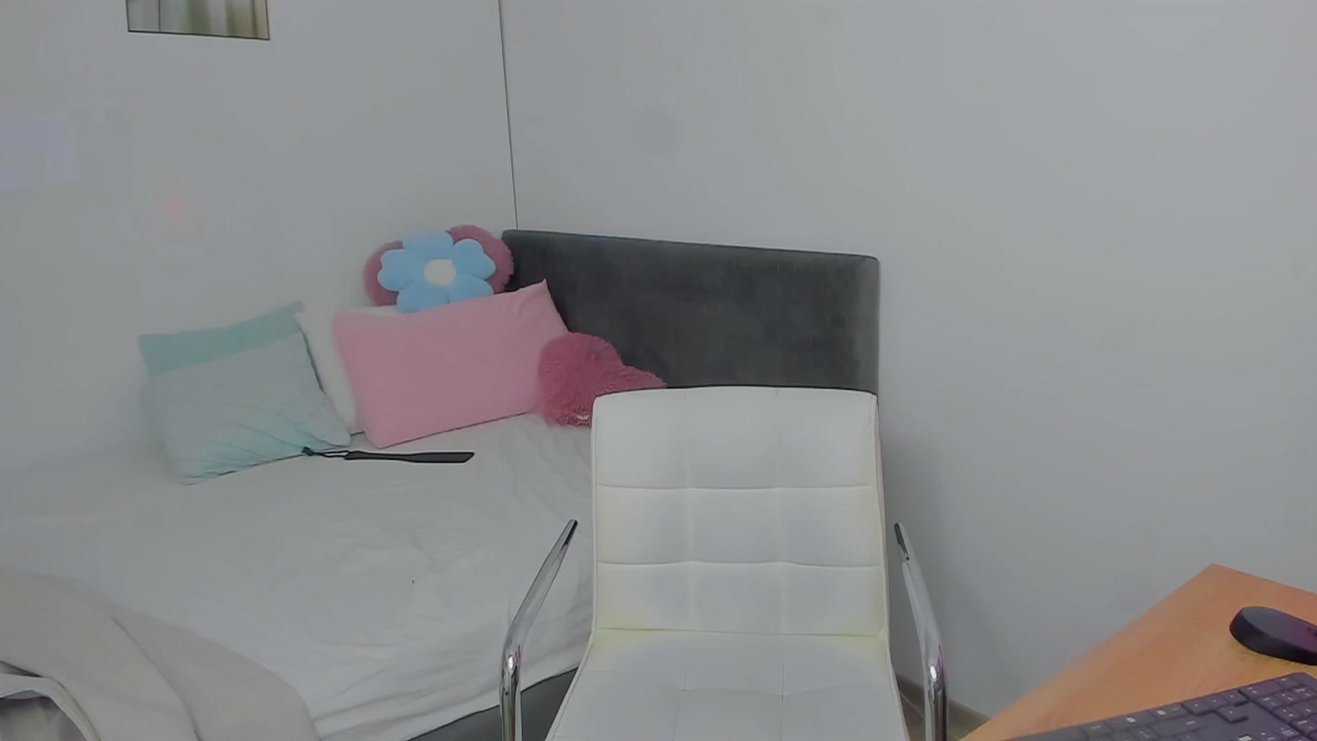 Gallery image thumbnail from Mayaaa's myfreecams stream on, 10/02/2025, 08:12 image 14 of 20