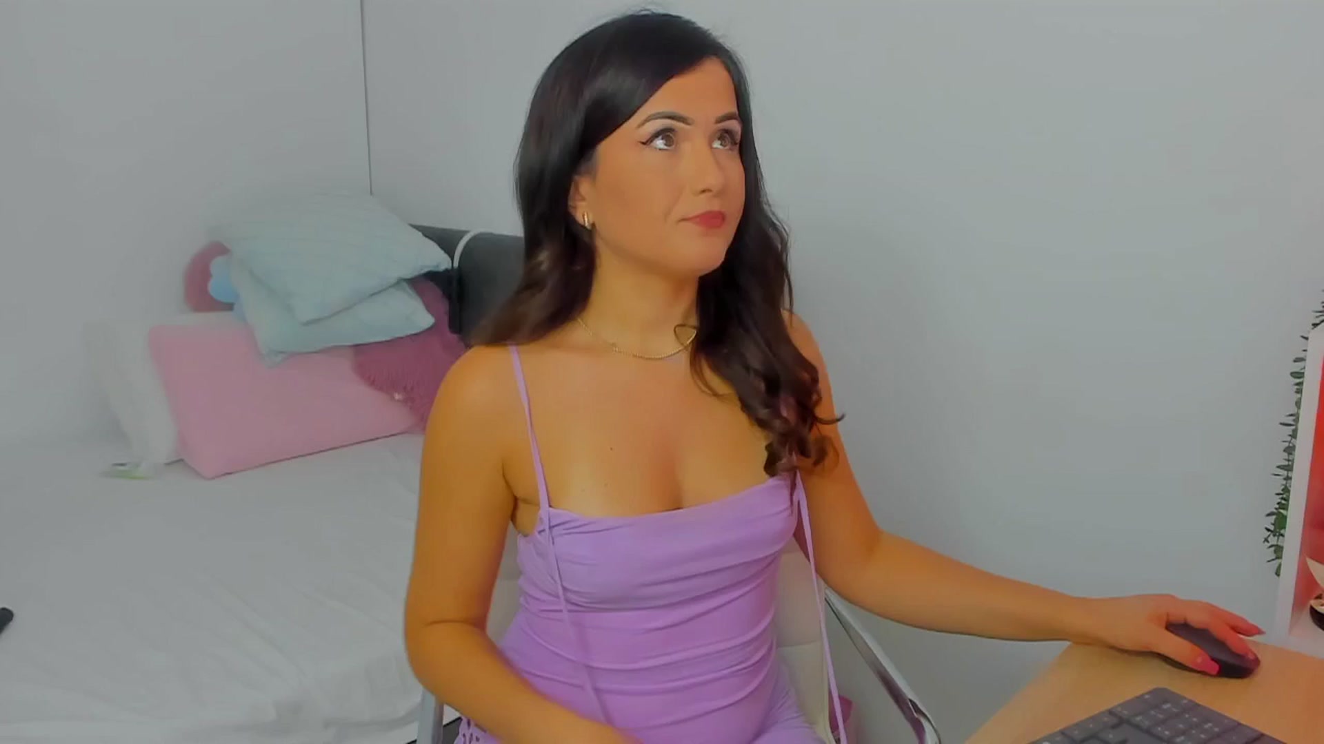 Gallery image thumbnail from Mayaaa's myfreecams stream on, 10/04/2025, 15:37 image 19 of 20
