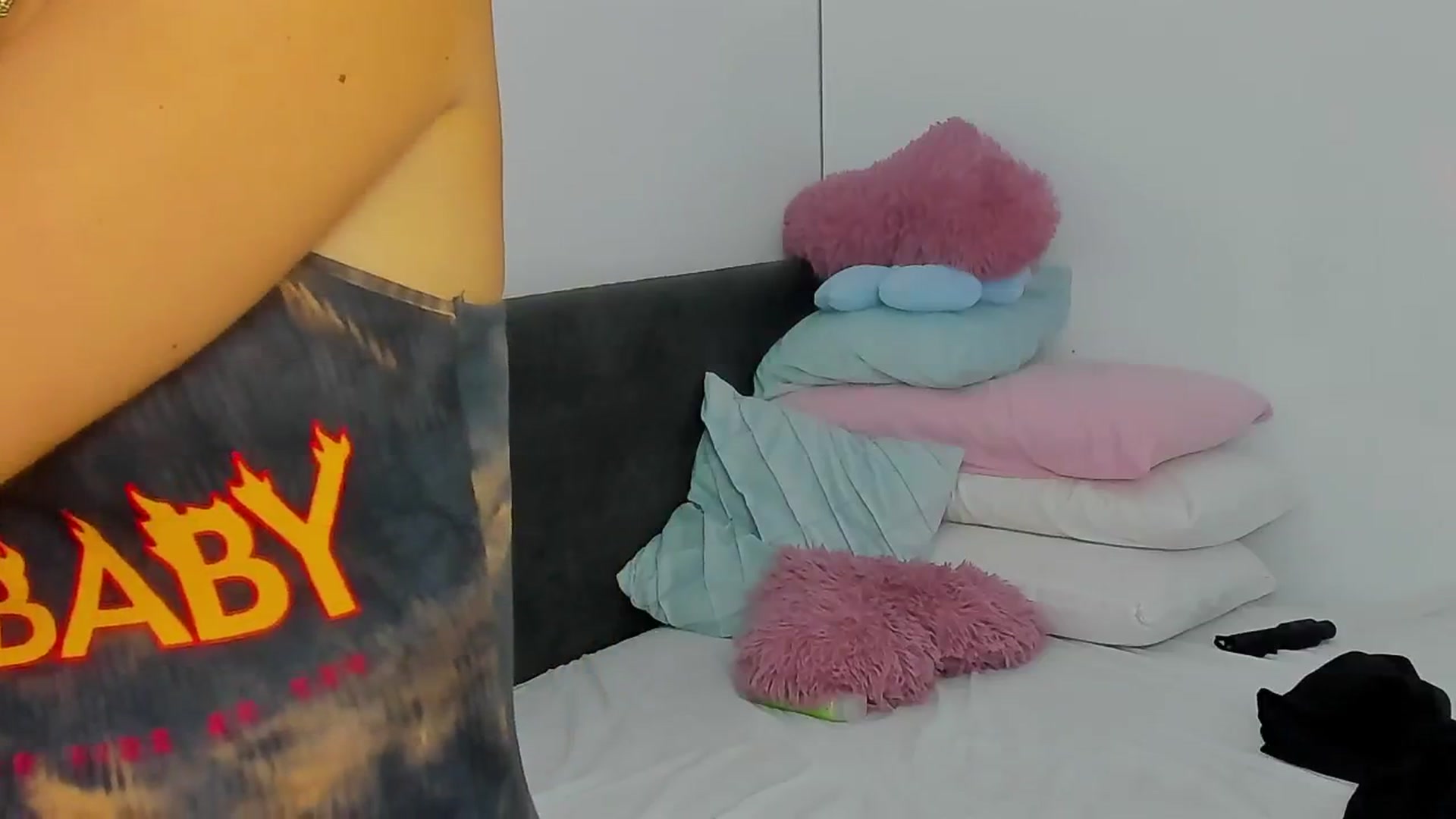 Gallery image thumbnail from Mayaaa's myfreecams stream on, 10/18/2025, 13:51 image 9 of 20