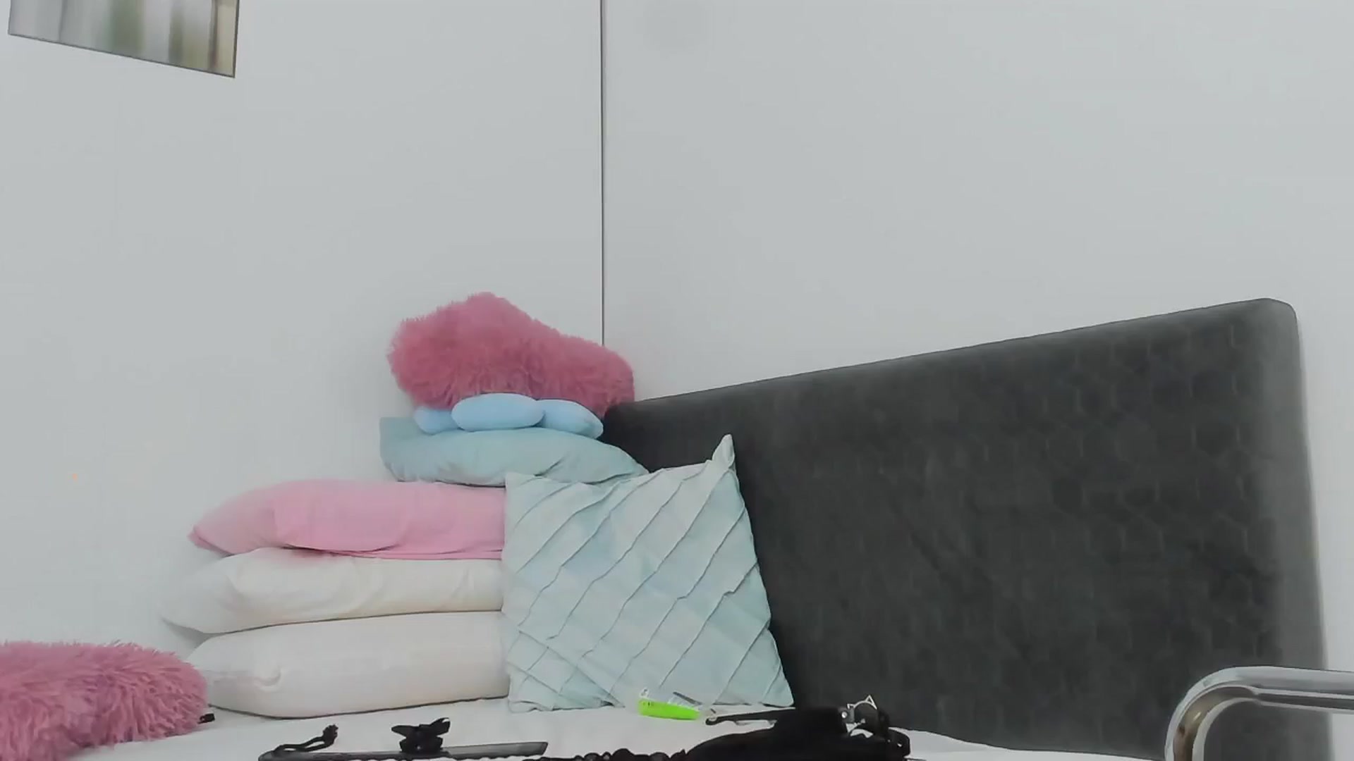 Gallery image thumbnail from Mayaaa's myfreecams stream on, 10/19/2025, 16:39 image 3 of 20