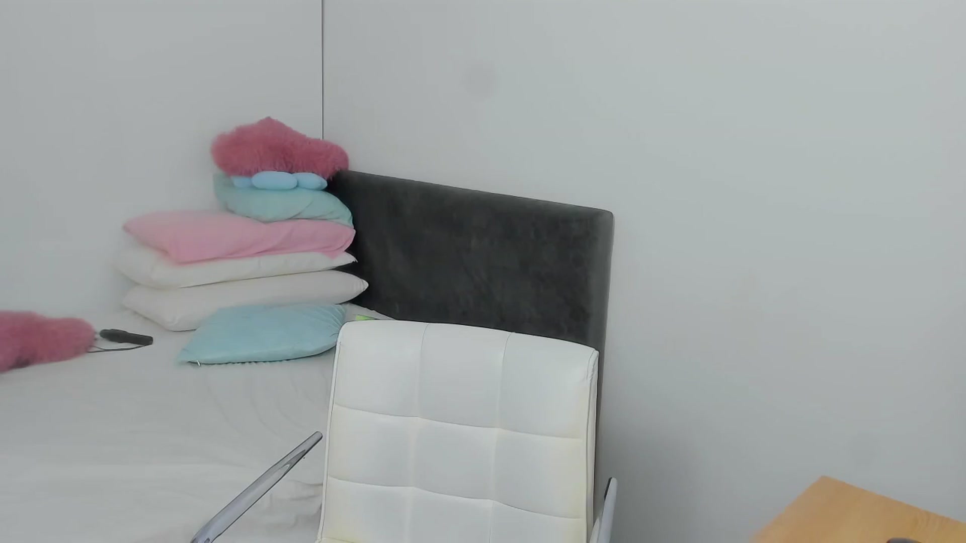 Gallery image thumbnail from Mayaaa's myfreecams stream on, 10/23/2025, 07:14 image 15 of 20