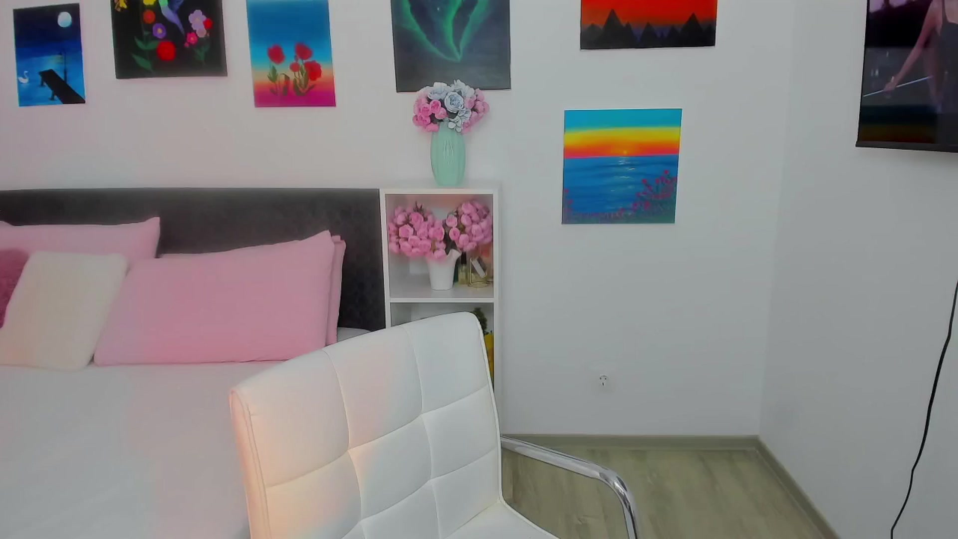Gallery image thumbnail from Mayaaa's myfreecams stream on, 01/31/2026, 16:23 image 12 of 20